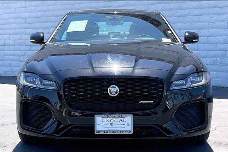 Used 2024 Jaguar XF R-Dynamic SEImage 2