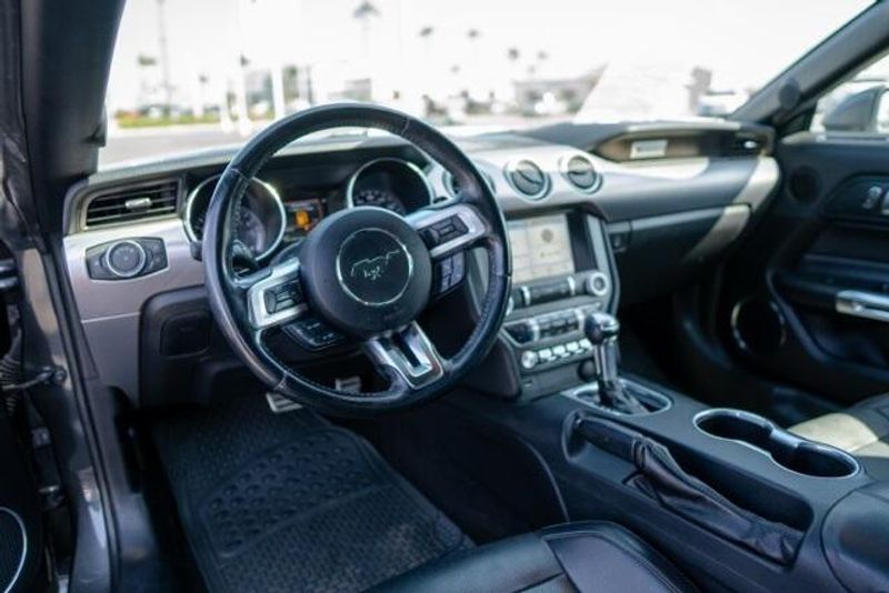2019 Ford Mustang EcoBoost PremiumImage 10