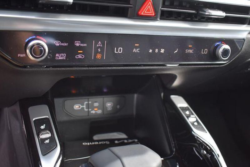 New 2026 Kia Sorento SXImage 31