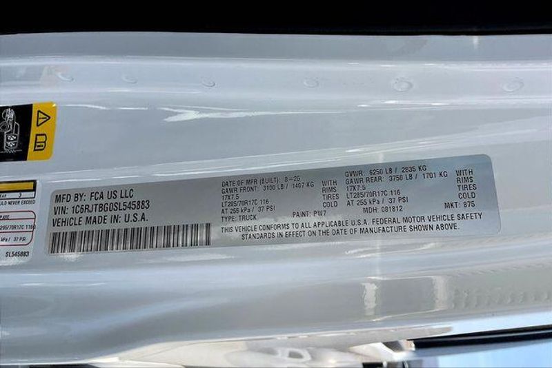 New 2025 Jeep Gladiator Rubicon 4x4Image 15