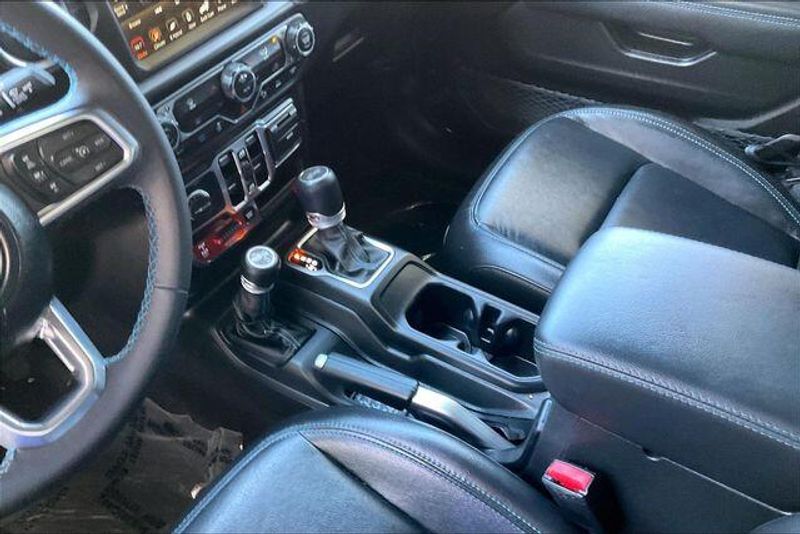 Used 2023 Jeep Wrangler 4xE Rubicon 4xeImage 17