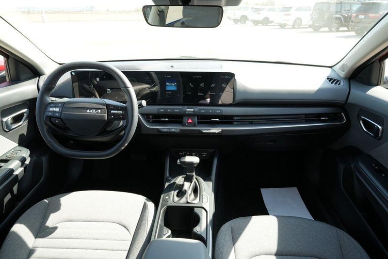 Used 2025 Kia K4 EXImage 18