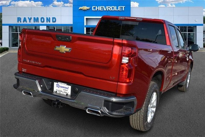 2024 Chevrolet Silverado 1500 LTImage 3