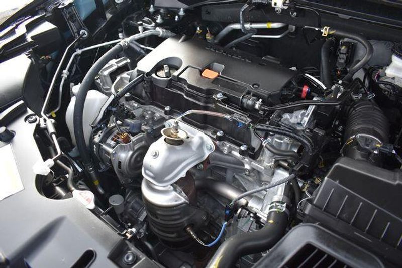 Used 2025 Honda HR-V SportImage 33