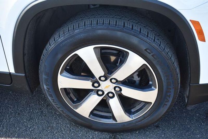 Used 2023 Chevrolet Traverse LT LeatherImage 12