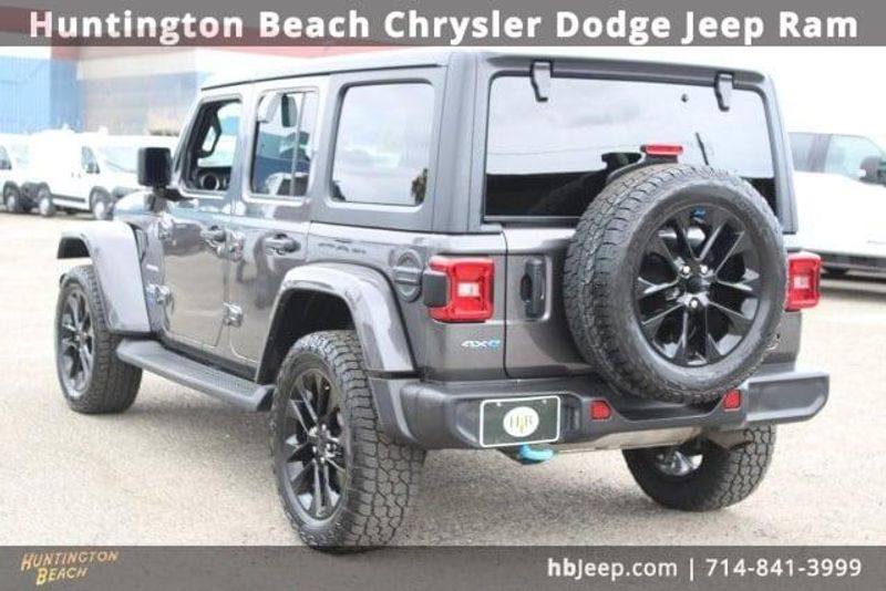 2022 Jeep Wrangler Unlimited Sahara 4xeImage 3