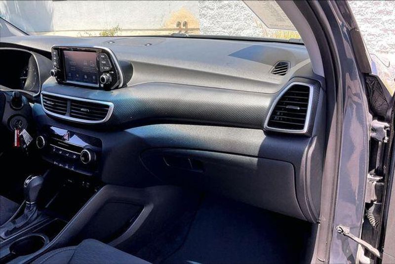 Used 2021 Hyundai Tucson SEImage 16