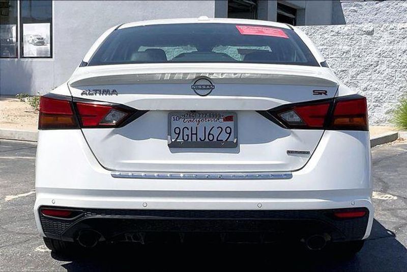 Used 2023 Nissan Altima 2.0 SRImage 3