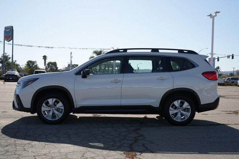 Used 2023 Subaru Ascent BaseImage 4