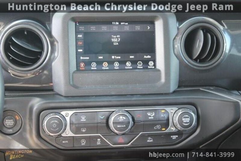 2022 Jeep Wrangler Unlimited Sport AltitudeImage 14