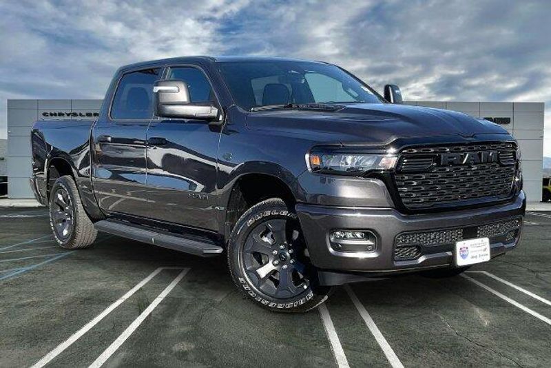 New 2027 RAM 1500 Express Crew Cab 4x4 5