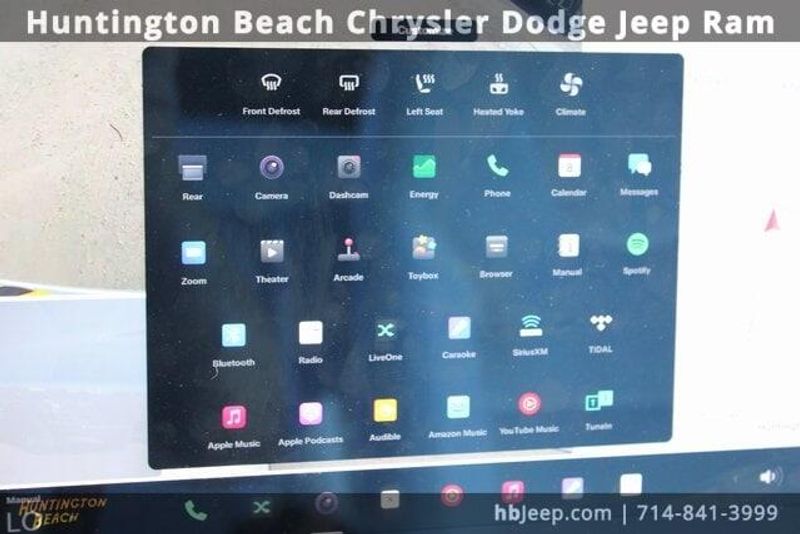 2022 Tesla Model X BaseImage 22
