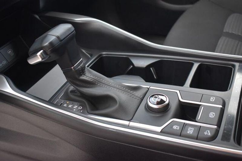 New 2025 Kia Sorento LXImage 22