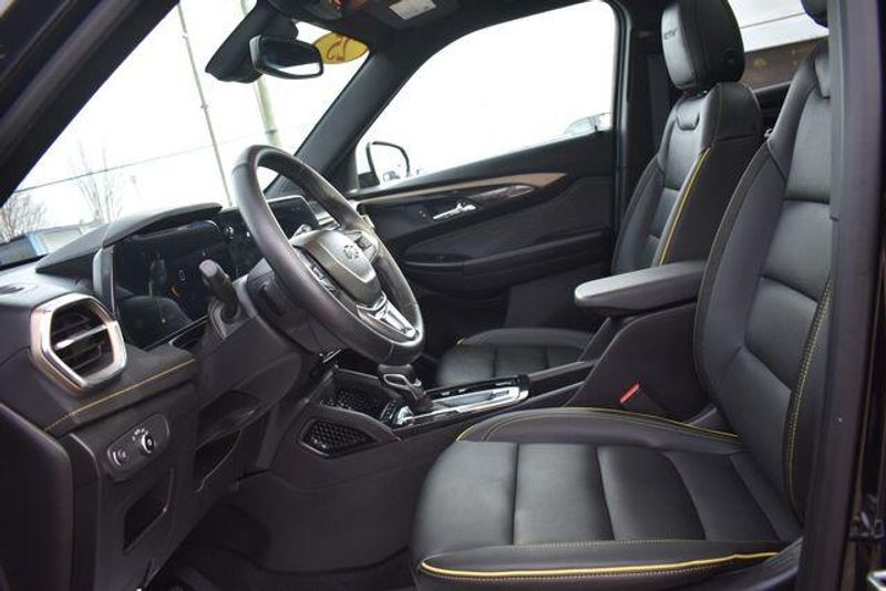 Used 2025 Chevrolet TrailBlazer ActivImage 27