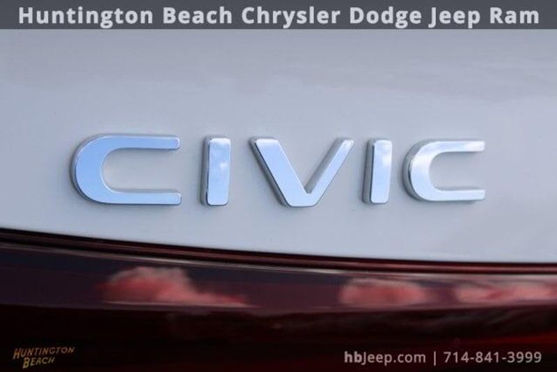 2025 Honda Civic LXImage 6