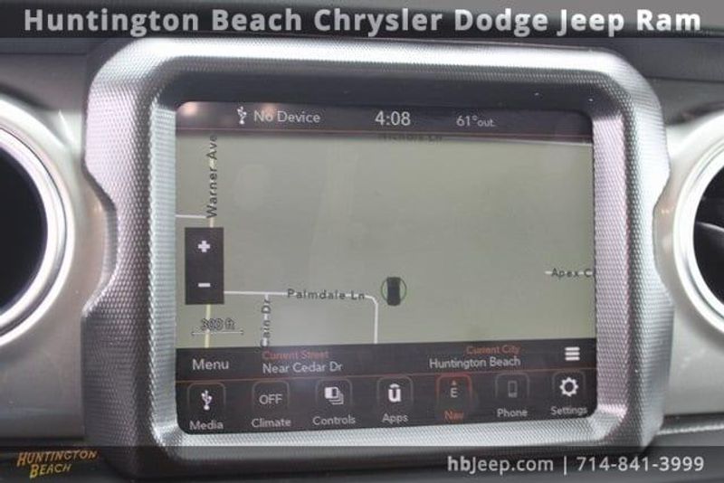 2022 Jeep Wrangler Unlimited SaharaImage 29