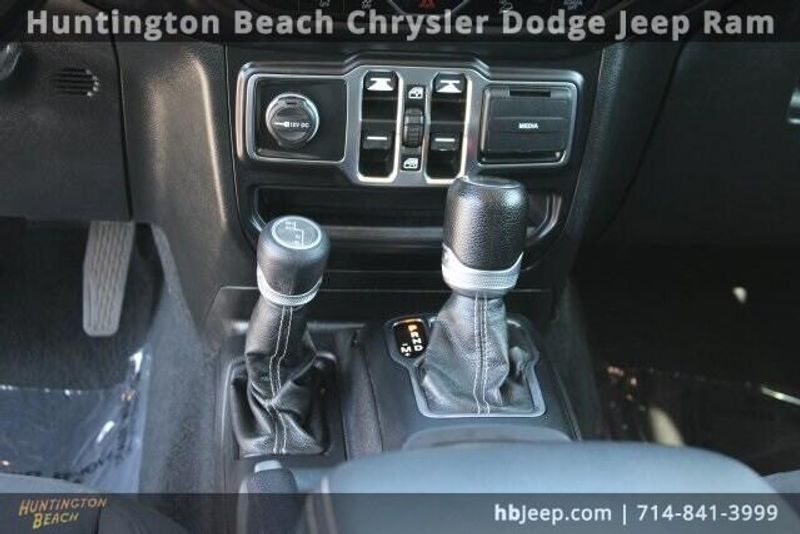 2020 Jeep Wrangler Unlimited SaharaImage 15
