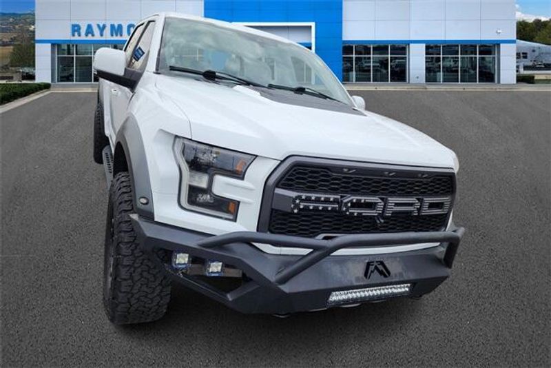 2019 Ford F-150 RaptorImage 2