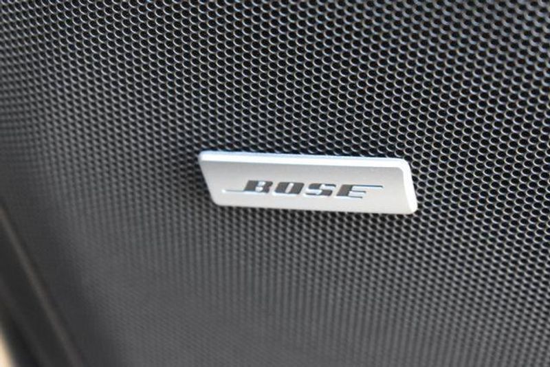 New 2026 Chevrolet Suburban PremierImage 15