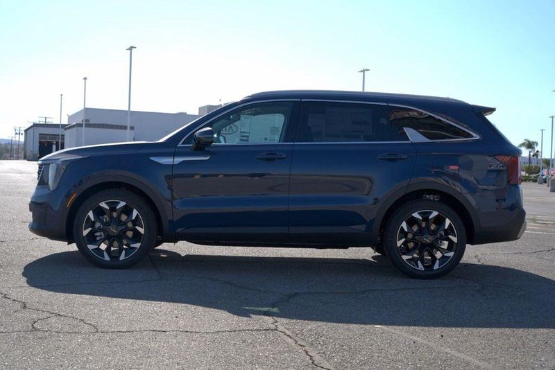 New 2026 Kia Sorento EXImage 4
