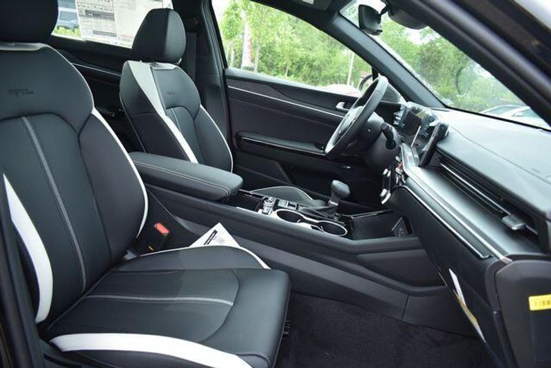 New 2026 Kia K5 GT-LineImage 13
