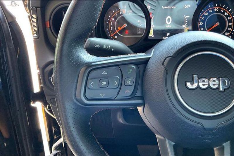 Used 2024 Jeep Gladiator MojaveImage 17