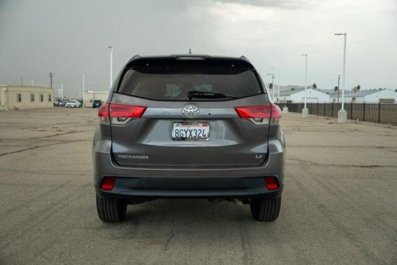 Used 2019 Toyota Highlander LE PlusImage 6