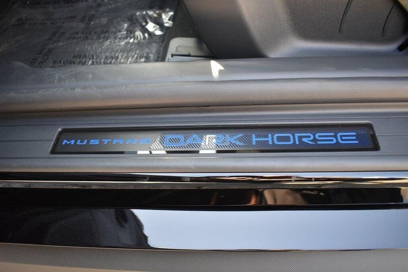 2025 Ford Mustang Dark HorseImage 16