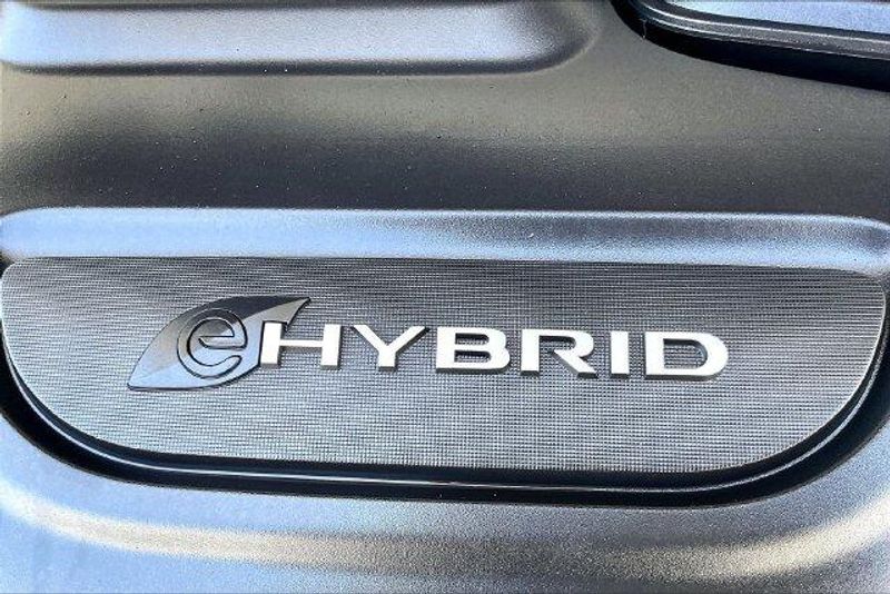 Used 2023 Chrysler Pacifica Hybrid LimitedImage 32