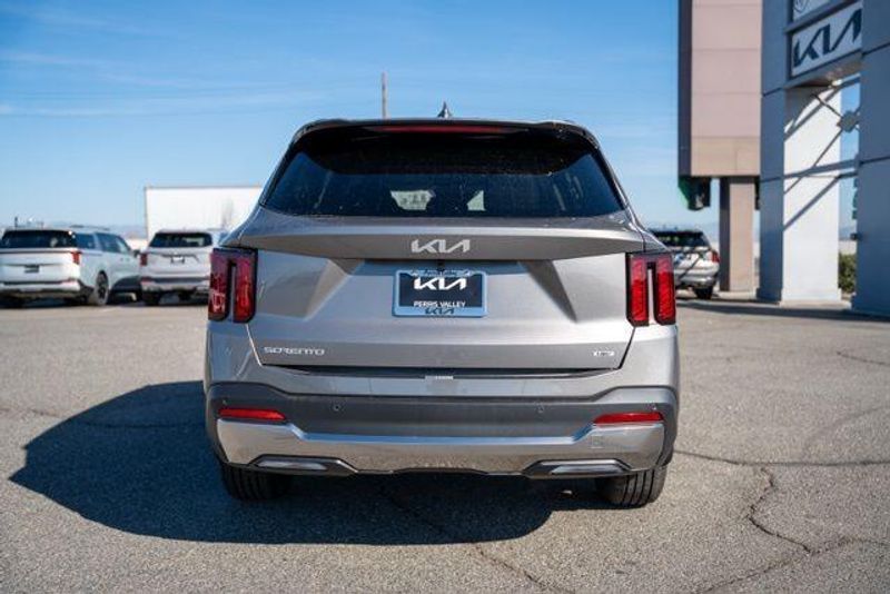 New 2026 Kia Sorento Hybrid EXImage 6