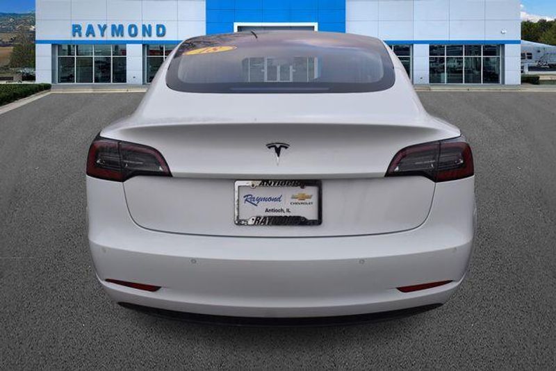 Used 2018 Tesla Model 3 Long RangeImage 5