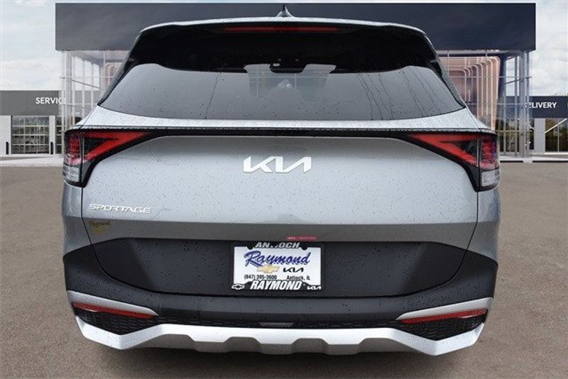 2024 Kia Sportage LXImage 4