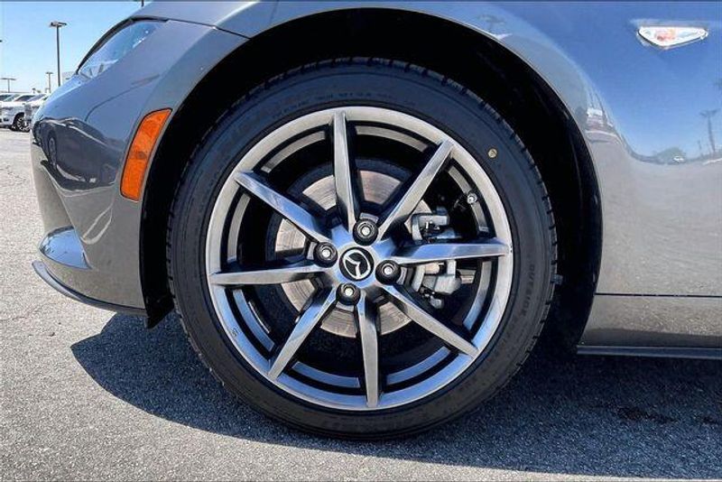 Used 2019 Mazda MX-5 Miata RF Grand TouringImage 8