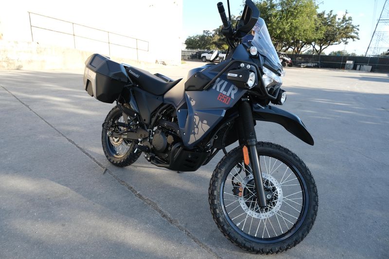 2025 KAWASAKI KLR 650 ADVENTURE ABS METALLIC MATTE TWILIGHT BLUE 