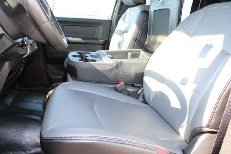 2023 RAM 2500 Tradesman Regular Cab Harbor BodyImage 37