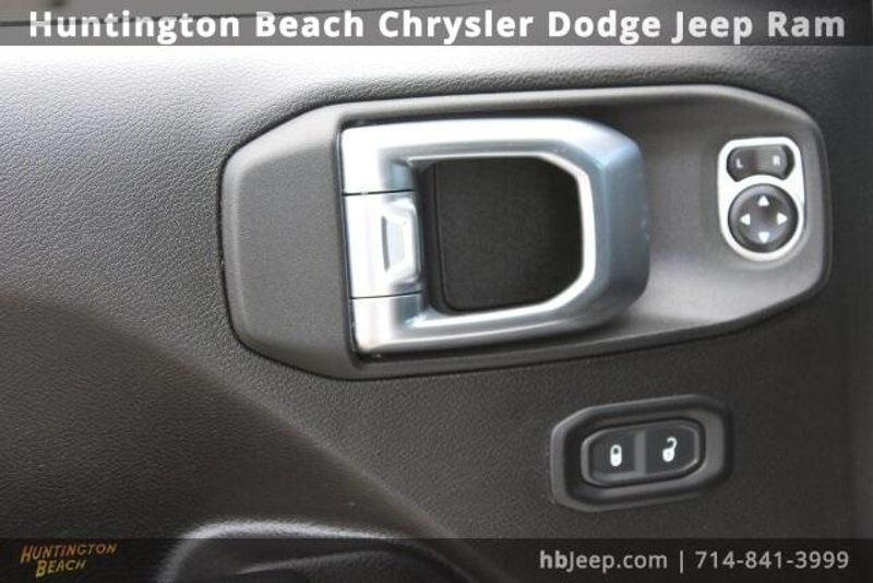 2023 Jeep Wrangler Sport SImage 11