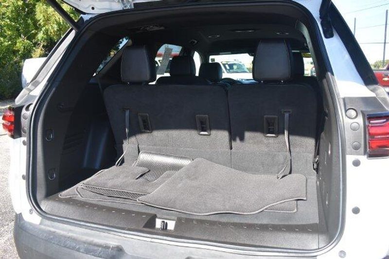 Used 2022 Chevrolet Traverse LT LeatherImage 19