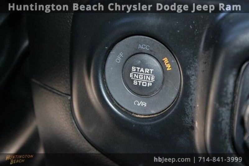 2022 Jeep Wrangler Unlimited WillysImage 22