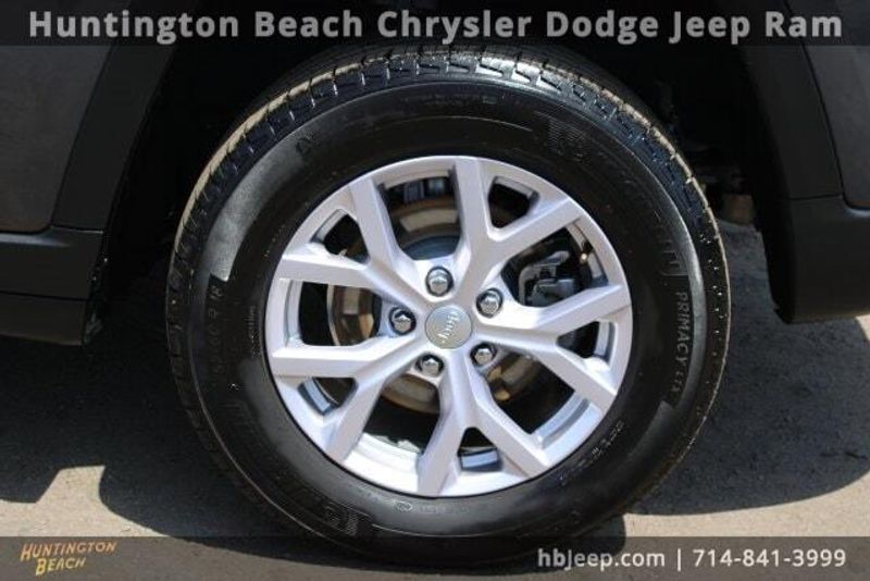 2022 Jeep Grand Cherokee LimitedImage 9