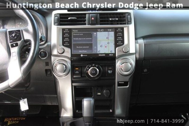 2023 Toyota 4Runner SR5 PremiumImage 17