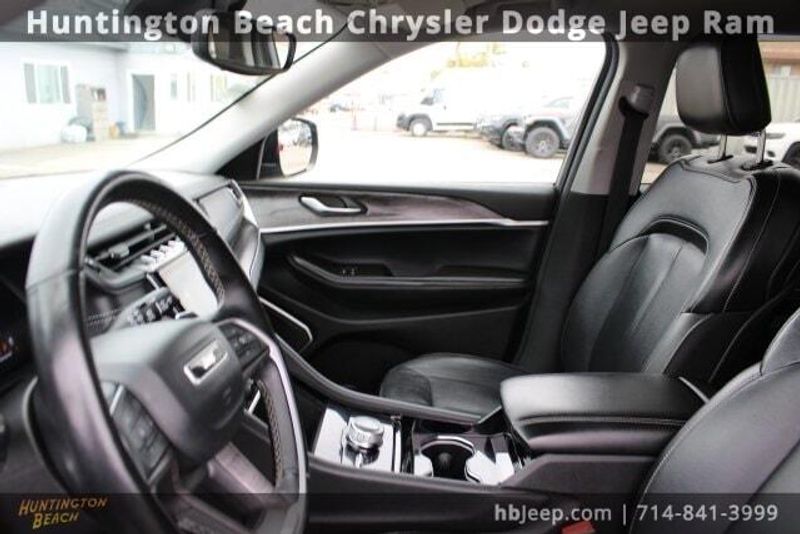 2022 Jeep Grand Cherokee L LimitedImage 35