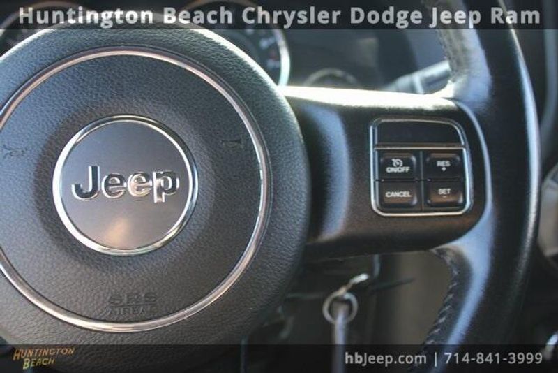 2016 Jeep Wrangler JK SportImage 19
