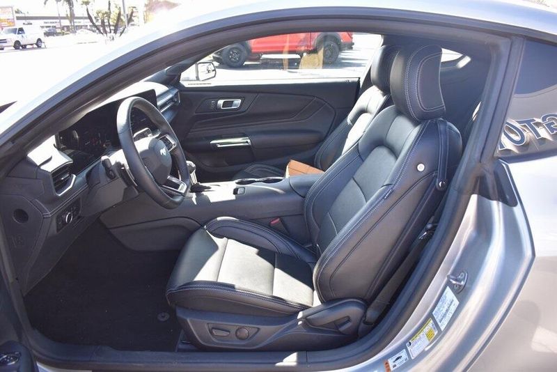 2024 Ford Mustang GT PremiumImage 12
