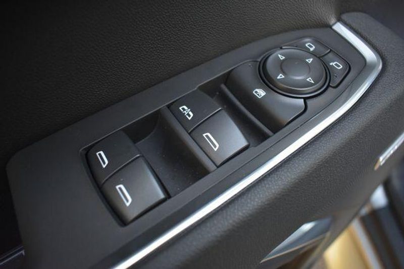 New 2025 Chevrolet Silverado 1500 RSTImage 24