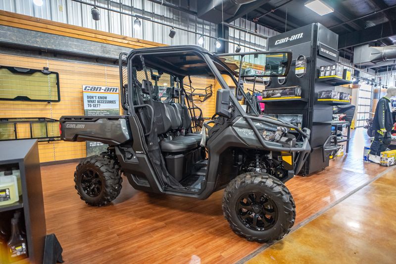 2024 CAN-AM DEFENDER XT HD10 STONE GRAY  in a GRAY exterior color. Family PowerSports (877) 886-1997 familypowersports.com 