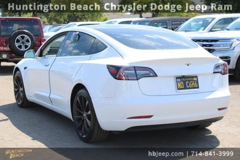 2018 Tesla Model 3 Long RangeImage 3