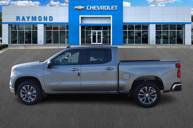 New 2026 Chevrolet Silverado 1500 LTImage 7