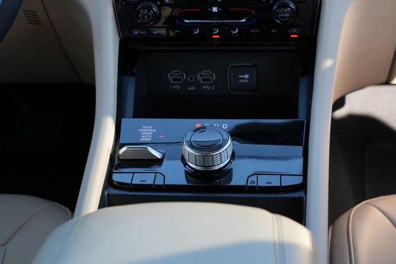 Used 2024 Jeep Grand Cherokee 4xeImage 24