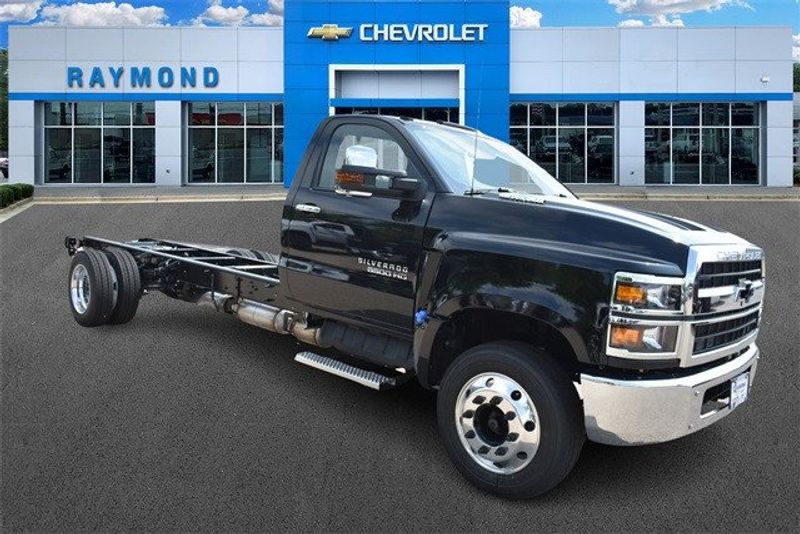 2024 Chevrolet Silverado 5500HD Work TruckImage 10