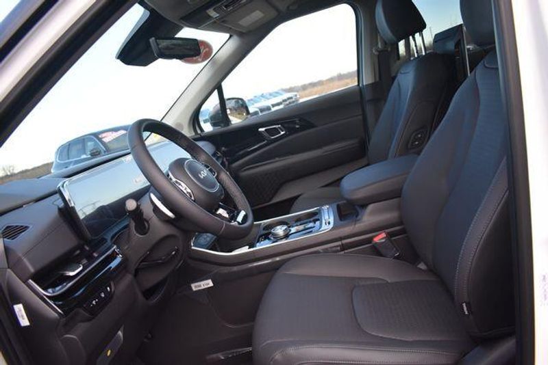 New 2026 Kia Carnival Hybrid SX PrestigeImage 29